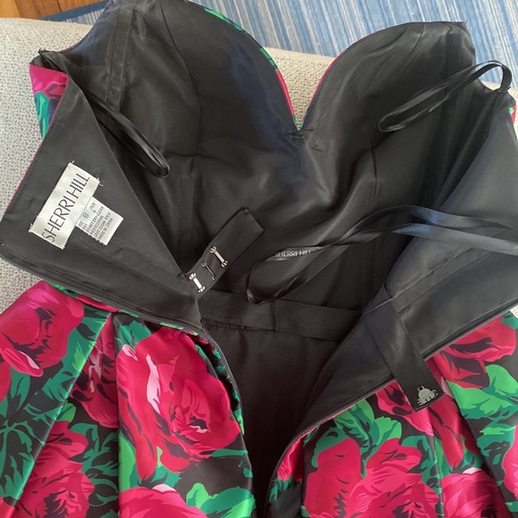 Sherri Hill floral dress - Picture 6 of 12